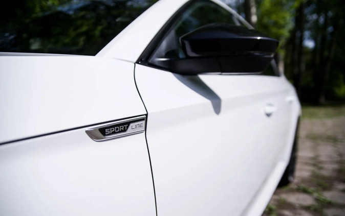 Skoda Superb cena 108499 przebieg: 129000, rok produkcji 2019 z Karlino małe 407